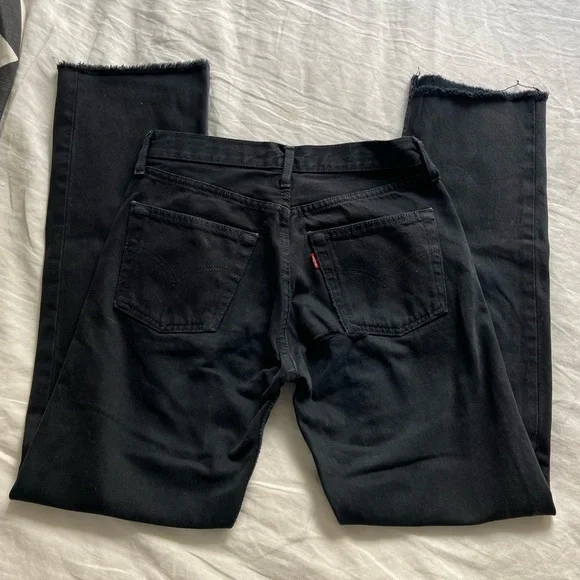 Vintage Black Distressed Levi’s - Picture 5 of 6